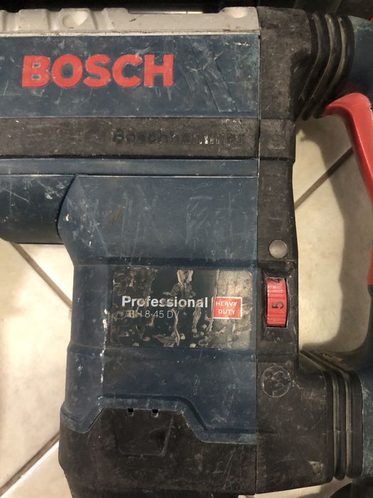 Ciocan rotopercutor demolator Bosch BH 8-45 DV