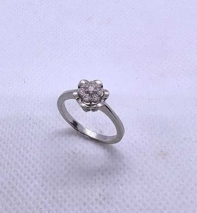 Кольцо белое золото с бриллиантами