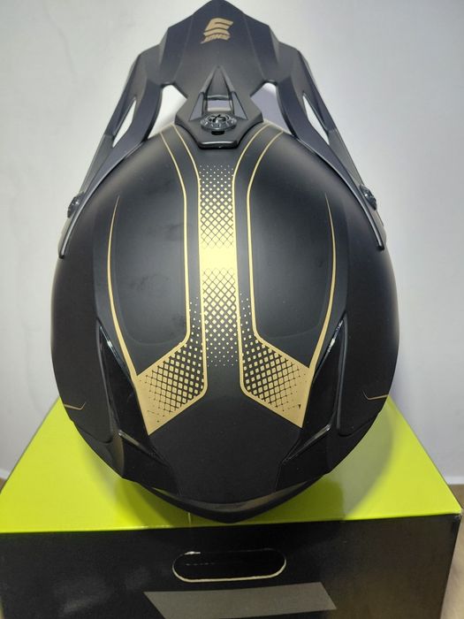 Чисто нова каска Shot pulse edge