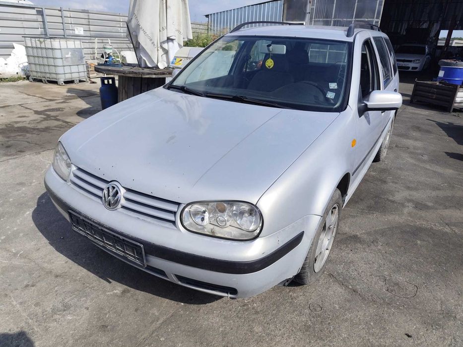 VW Golf 4 - 1.4 - 75к.с - комби - 2000г. на части