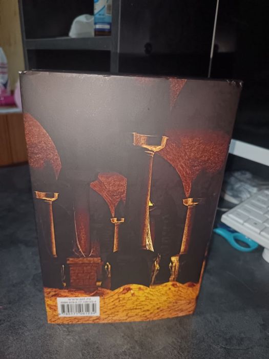 Книга Хоббит - отдельна для подарка