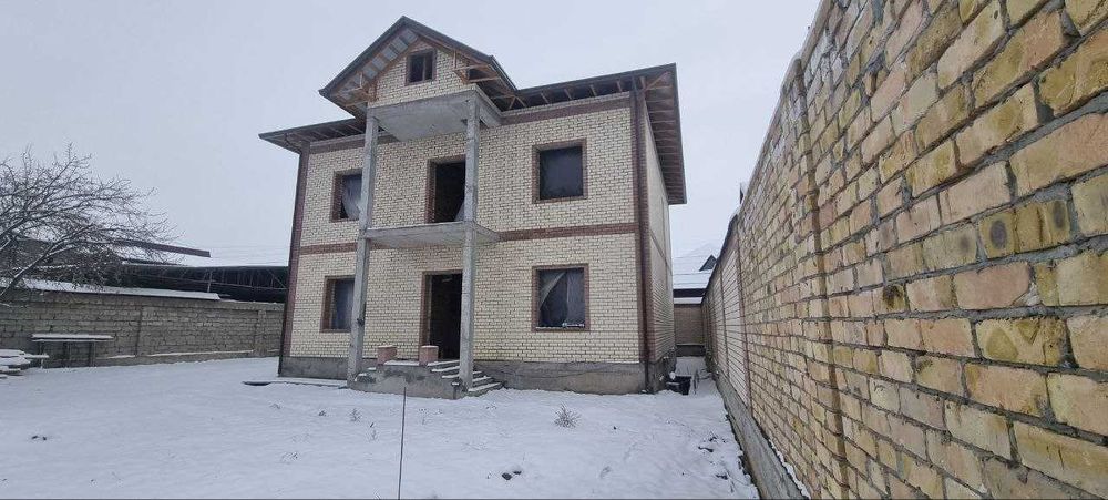 Продаётся участок с домом ( коробка) Яшнабадский р. мах.Мохирлар