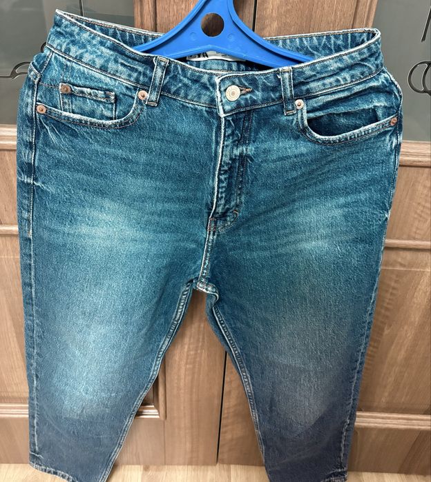 Продам джинсы Zara
