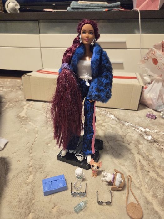 Papusi Barbie Extra toate la 150 lei