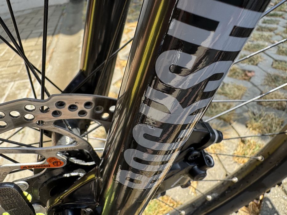 Bicicleta CUBE , cadru L