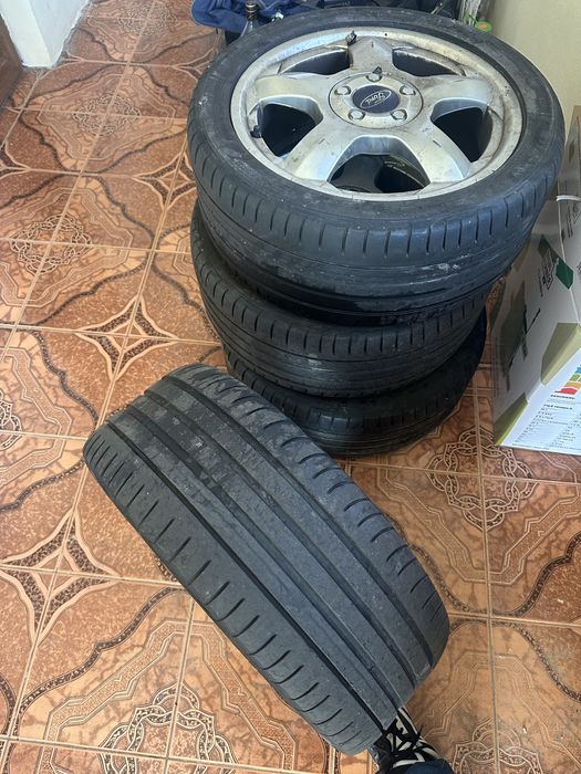 Ford Galaxy 1.9 tdi   kit ambreaj  nou Luk va rog cititi  anuntul !