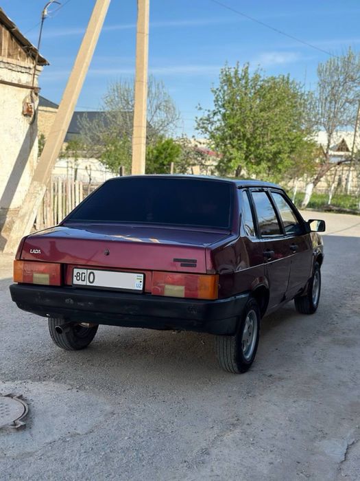 Лада Самара 21099
