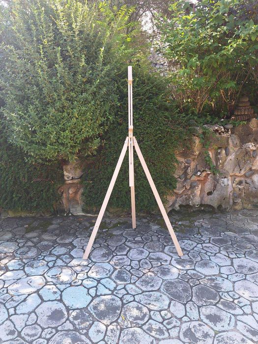 Професионален статив "триножник" с регулируема височина