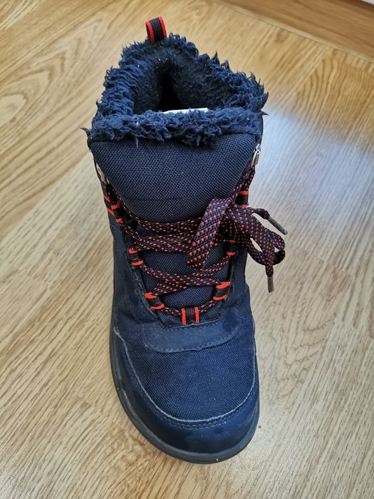 Детски непромукаеми зимни боти