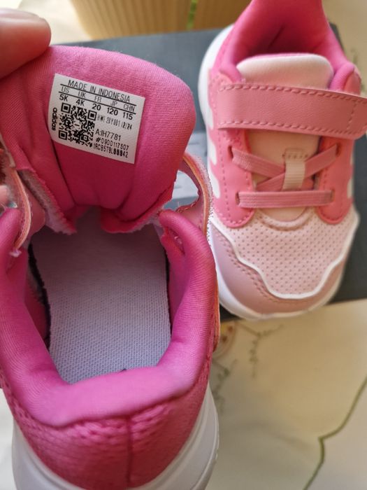 Adidasi adidas nr 20