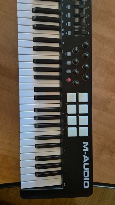 Claviatură MIDI M-Audio