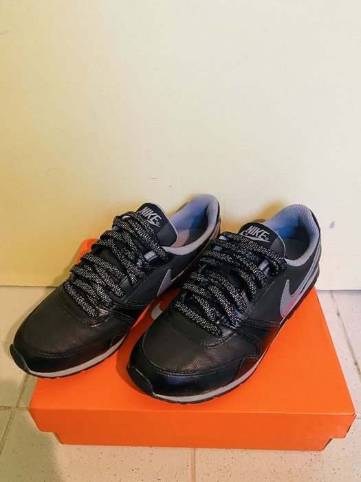 Дамски маратонки    NIKE  ,  номер  38