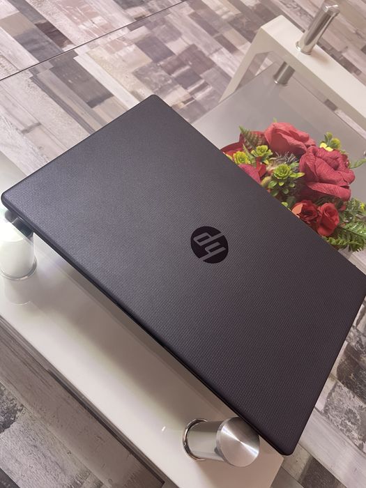 Лаптоп HP !!!!!!