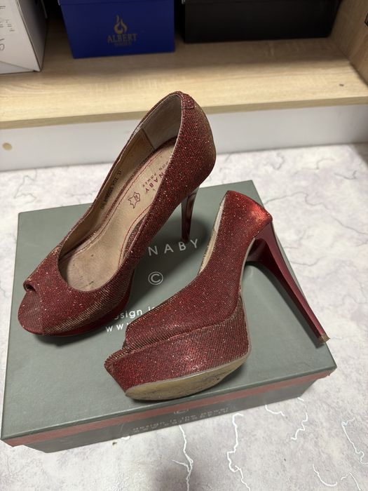 Туфли кожаные от бренда Carnaby