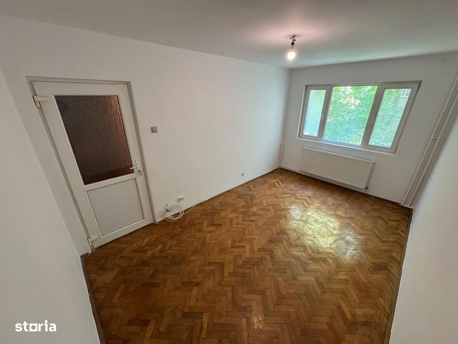 Vand apartament 3 camere Gheorgheni
