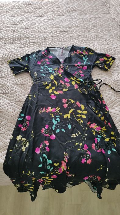 Продам новое летнее платье