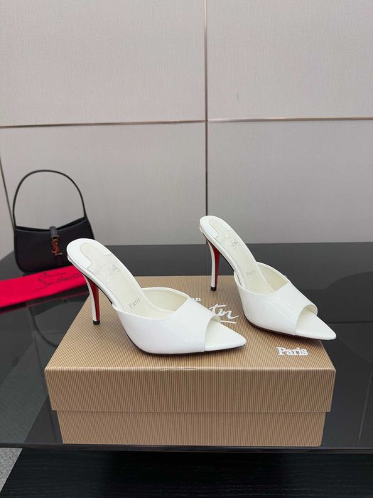 Louboutin Дамски Обувки 35-40 номер