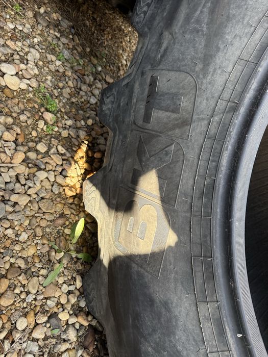 710/75r42 bkt tractor