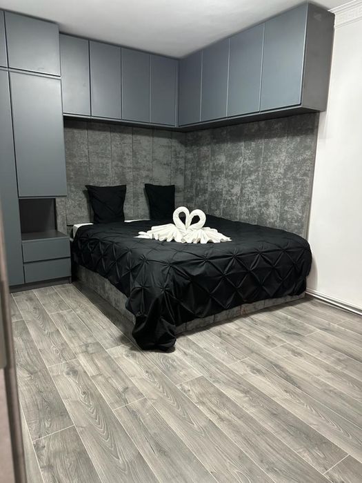Apartament cu 2 dormitoare , baie si bucatarie in zona afi pentru chirie