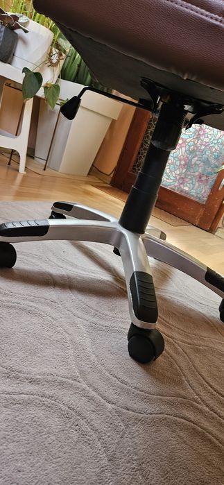 Офис стол като нов