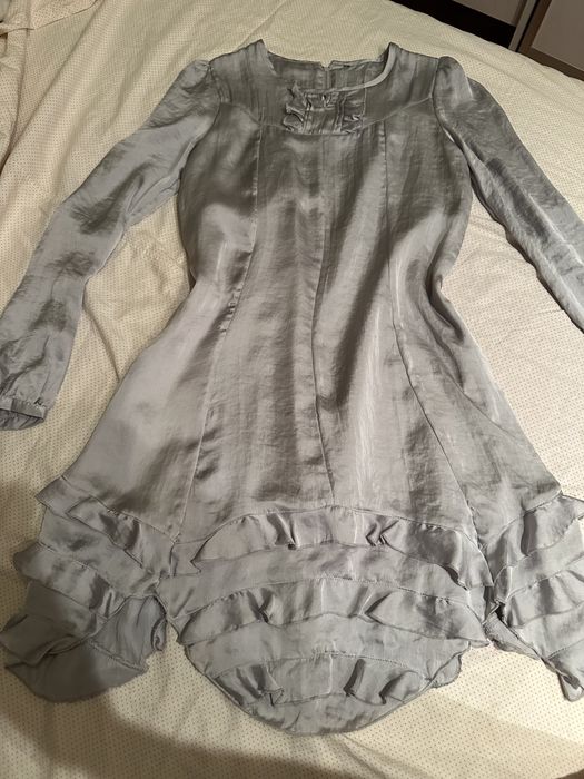 Сребристо сива рокля Бенетон