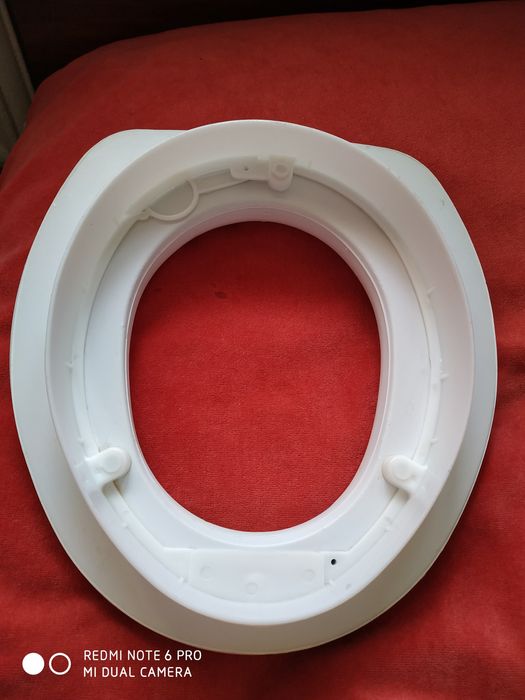 Продам детское сиденье для унитаза!