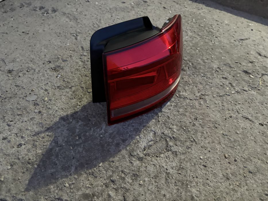 Десен стоп за Туаран / VW Touran 2015+