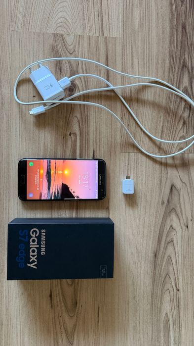 Samsung Galaxy S7 Edge 32 GB / 4 GB RAM + аксесоари, отлично състояние