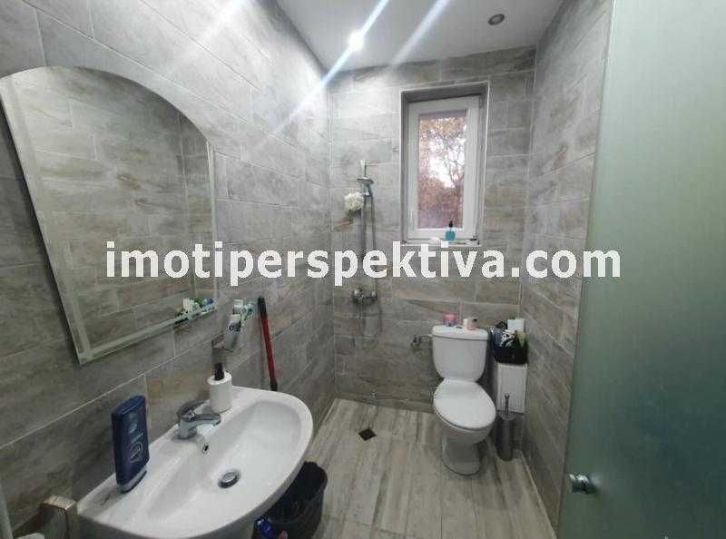 Продава се Двустаен апартамент в Пловдив, Център - 60 кв.м за 2874 €/кв.м - Снимка #5