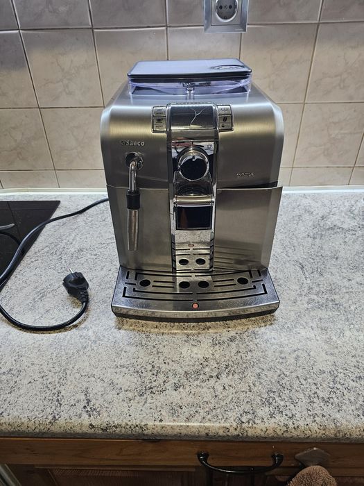 Кафе машина Saeco Sintia