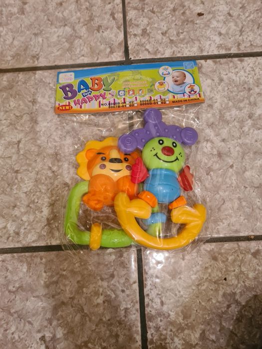 Zanganitoare pentru bebelusi