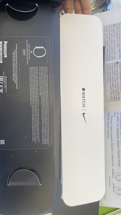 Смарт-часы Apple Watch Nike SE GPS