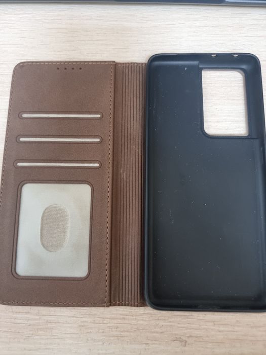 Продам сотовый телефон S21 Ultra .