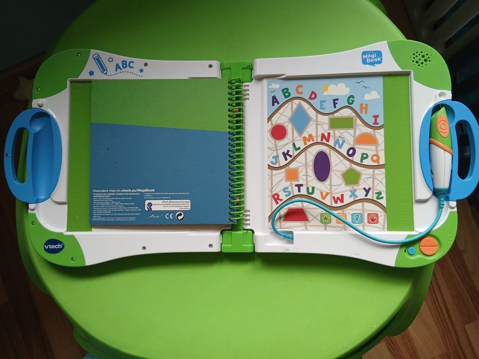 Vtech Magi book на испански език с книга за няколко нива на езика