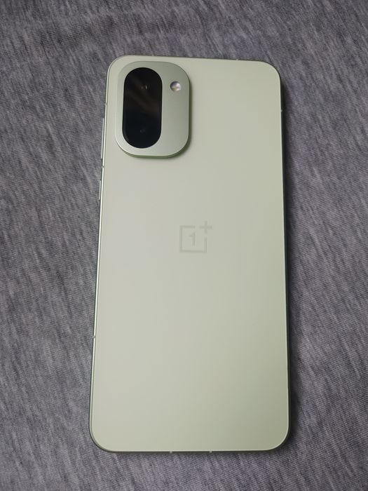 One Plus 15R 12/256gb Global