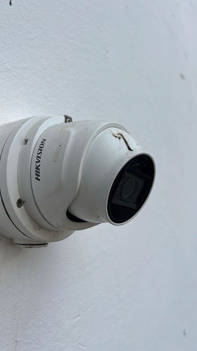 Vand sistem camere supraveghere HikVision + mocrofon