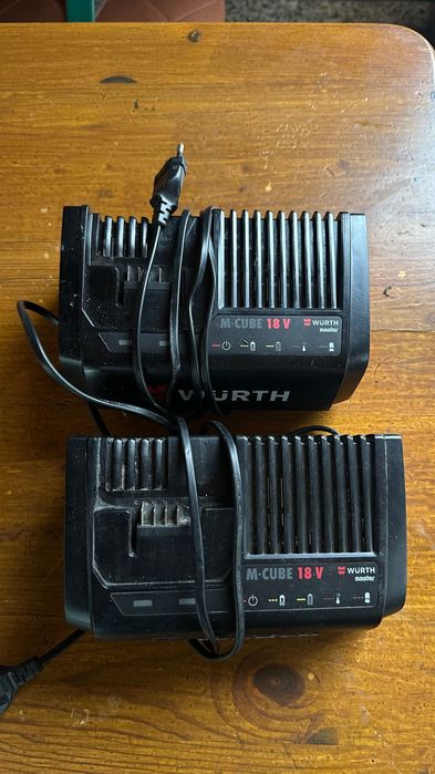 Зарядно за машини Wurth M-CUBE