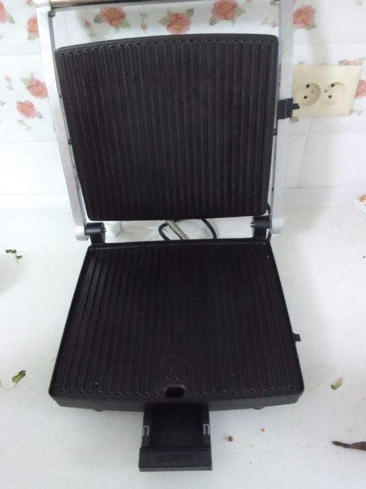 Продам грильницу