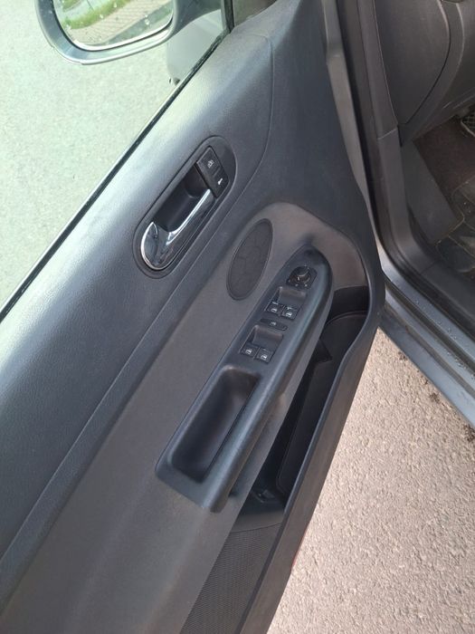 VOLKSWAGEN Golf Plus 0 — imagine 5