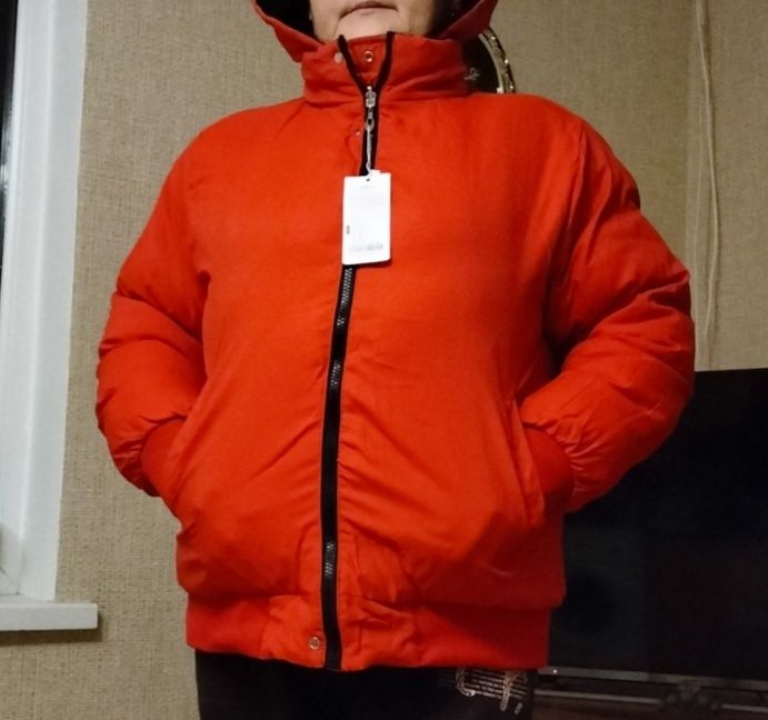 Куртка сатамын..