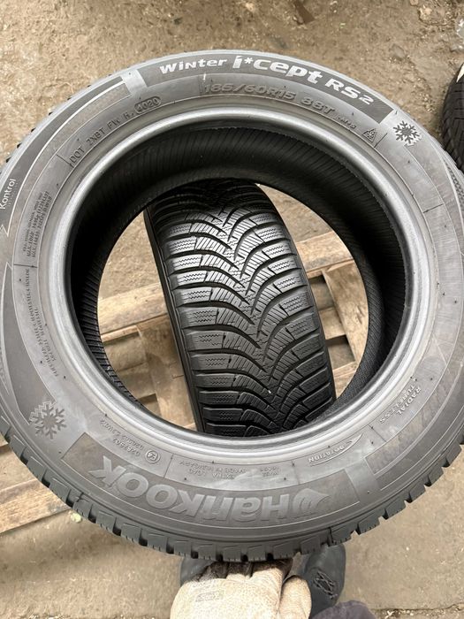 # 2x Anvelope iarna 185/60 r15 - hankook Winter I Cept RS2