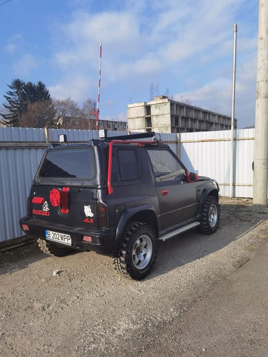Suzuki Vitara, automata, 1500 euro ultimul pret nu se mai negociaza.