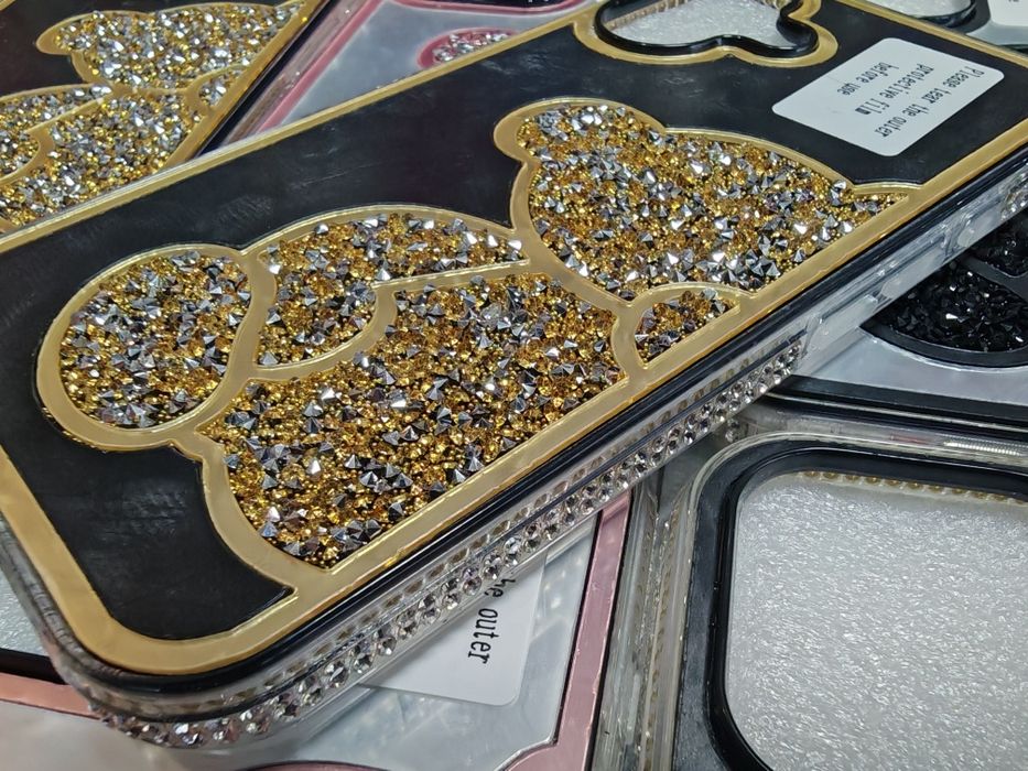 iPhone 16,16 Pro,16 Pro Max луксозни блестящи гърбове Teddy Bear