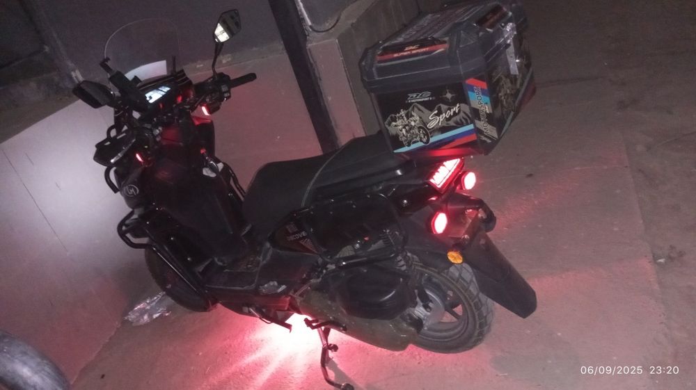 Skuter tank pro sotiladi