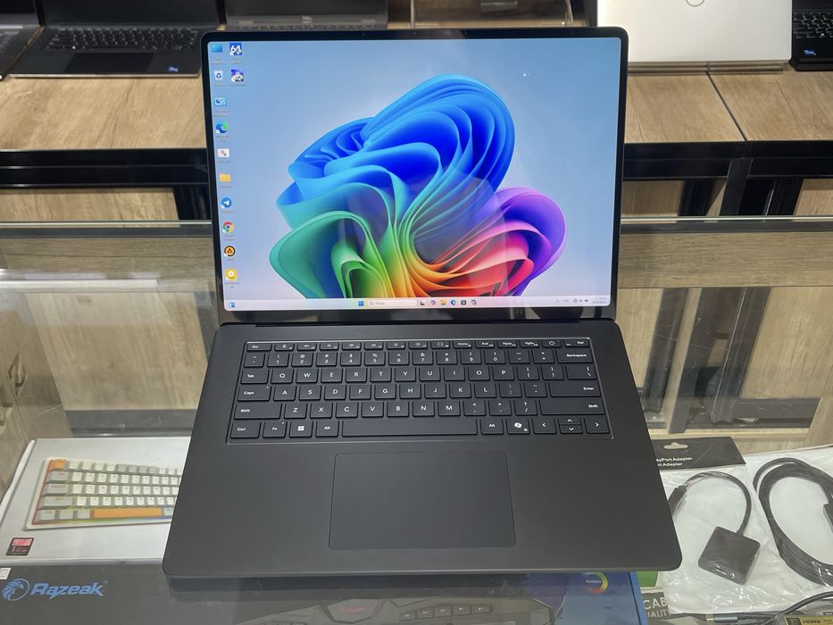 MICROSOFT surface 7  Срочно X Elite/64/1Tb