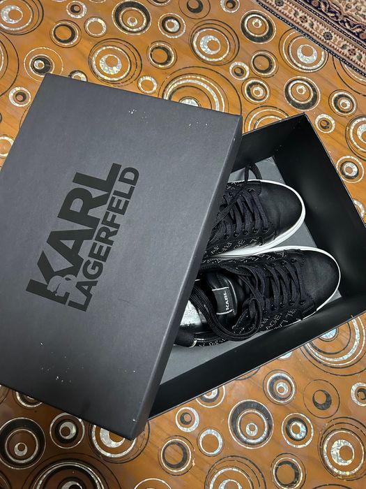 Официални обувки KARL LAGERFELD!
