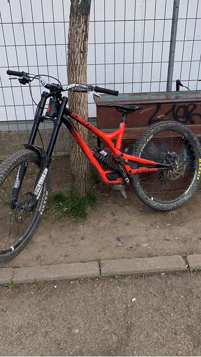 Commencal supreme v4