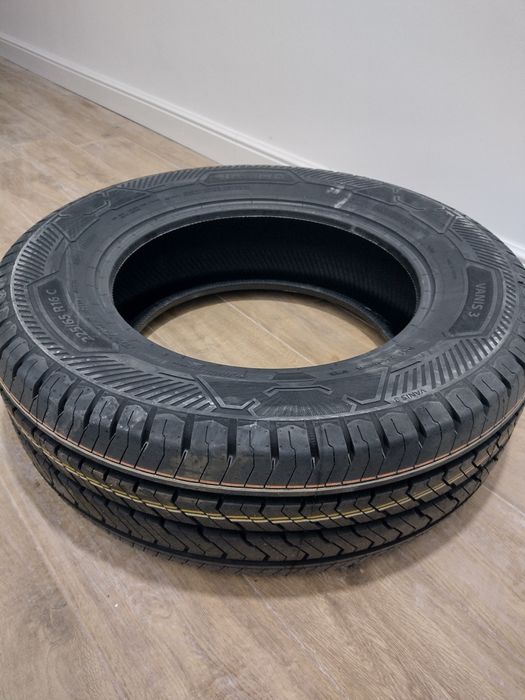 Vând cauciucuri de Vara