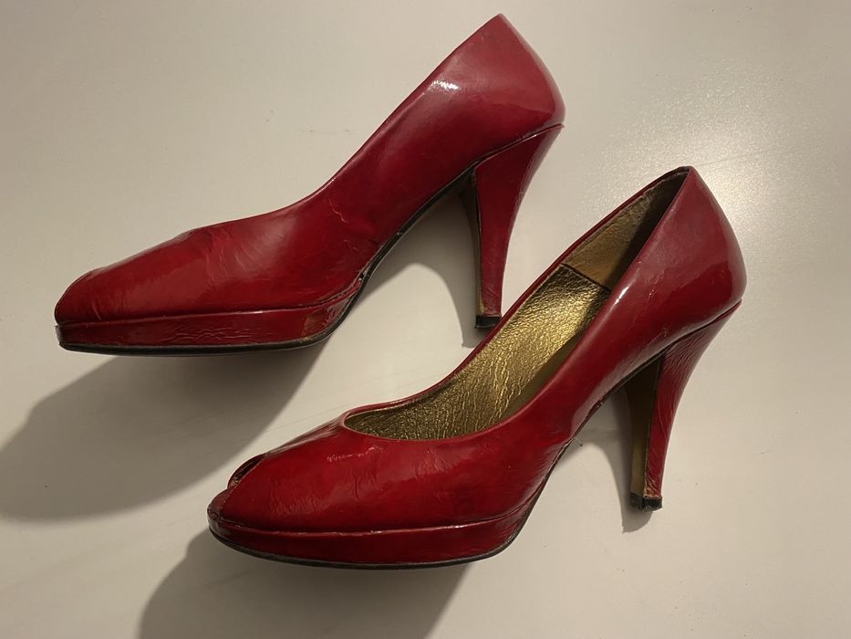 Елегантни обувки размер 38