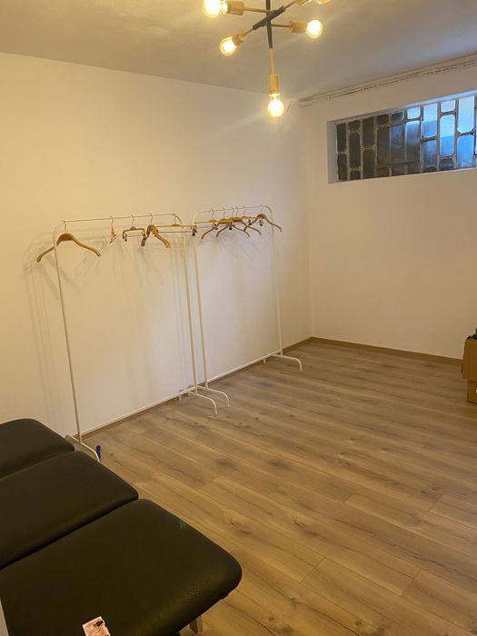 Дава се под наем Магазин в Добрич, Балик - 84 кв.м за 204 € - Снимка #1